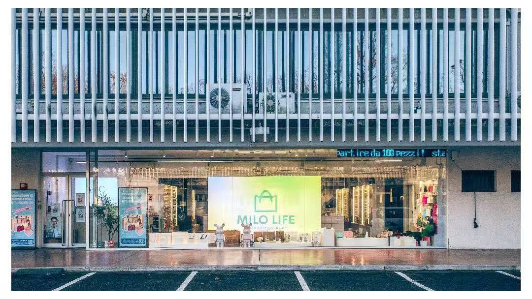 Exterior de la tienda MILO LIFE en Milán